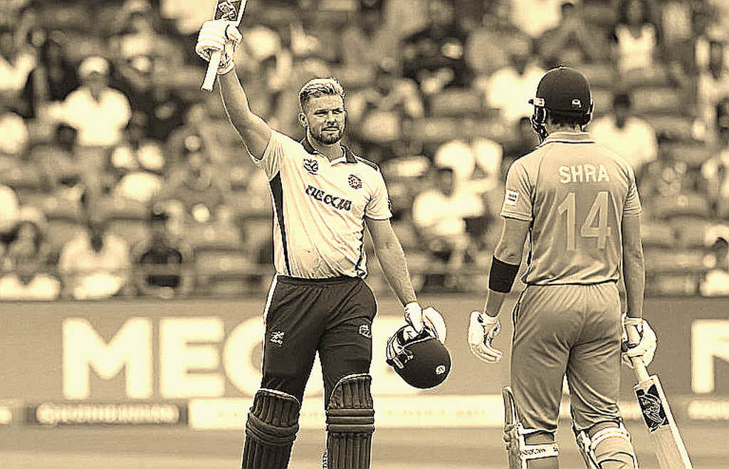 Auctions Buy Yorkers; Titles Are Won Between Overs 7 and 15