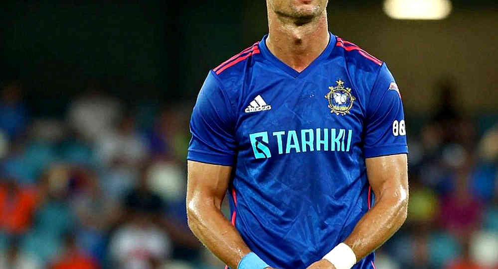খালি পৃষ্ঠার সাক্ষ্য: ক্রিকেটের লেজার, স্কোরারের মার্জিন আর ট্রান্সফার উইন্ডোর কোলাহল