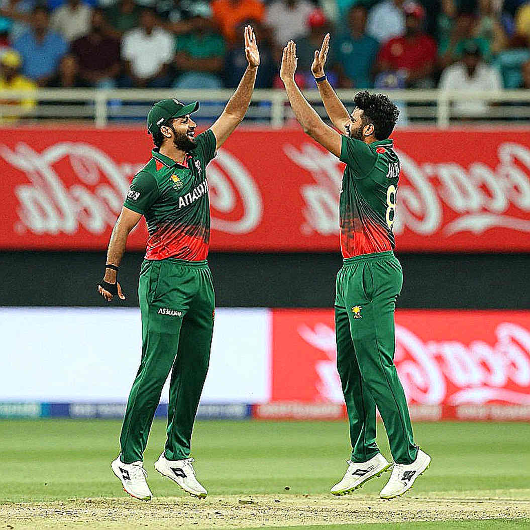 বিপিএলের রিটেনশন কাগজে যা লেখা থাকে না: ডলারের অঙ্ক, এজেন্টের হিসাব আর এক পেসারের অপেক্ষা