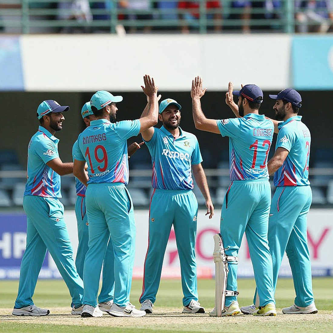 খুলনার অলিখিত স্কোরকার্ড: যে স্পাইকটা প্রেস বক্সে পৌঁছায়নি